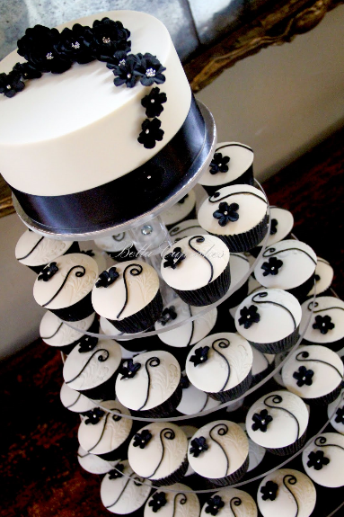 New Trend Cupcake Wedding Cake